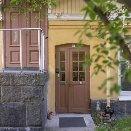 아파트 A Lovely Near Railway Station And Arena.